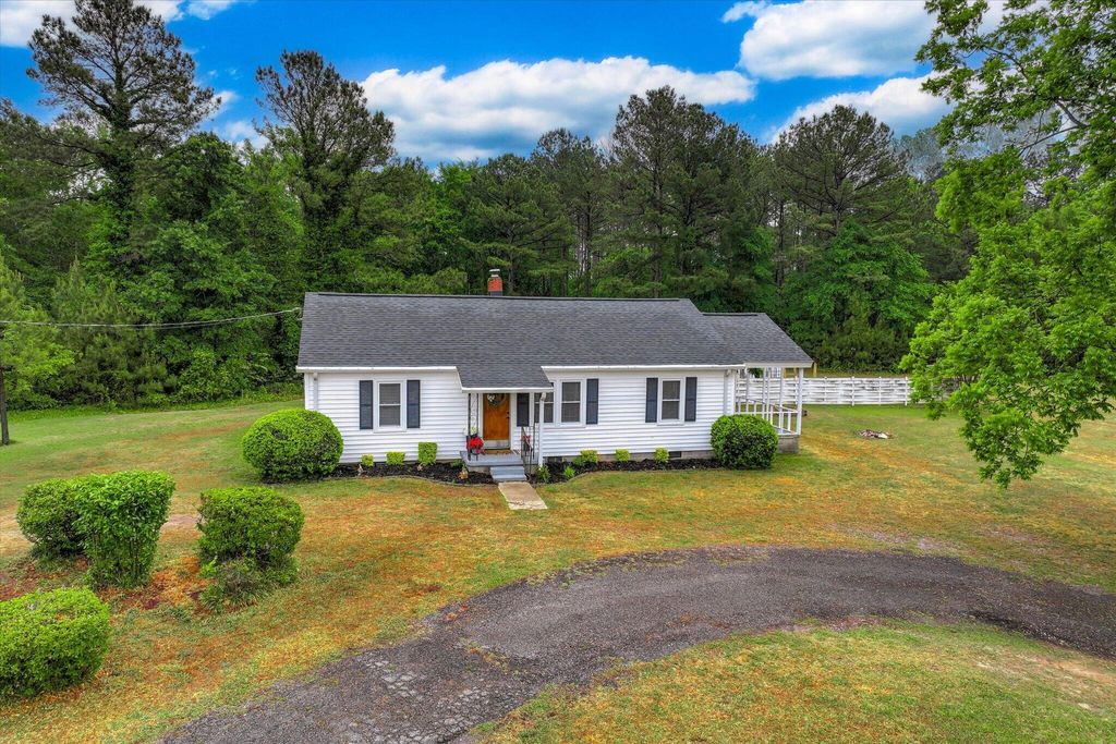 Photo of 1161 Sweetwater Road, Edgefield, SC 29824 (MLS # 555232)