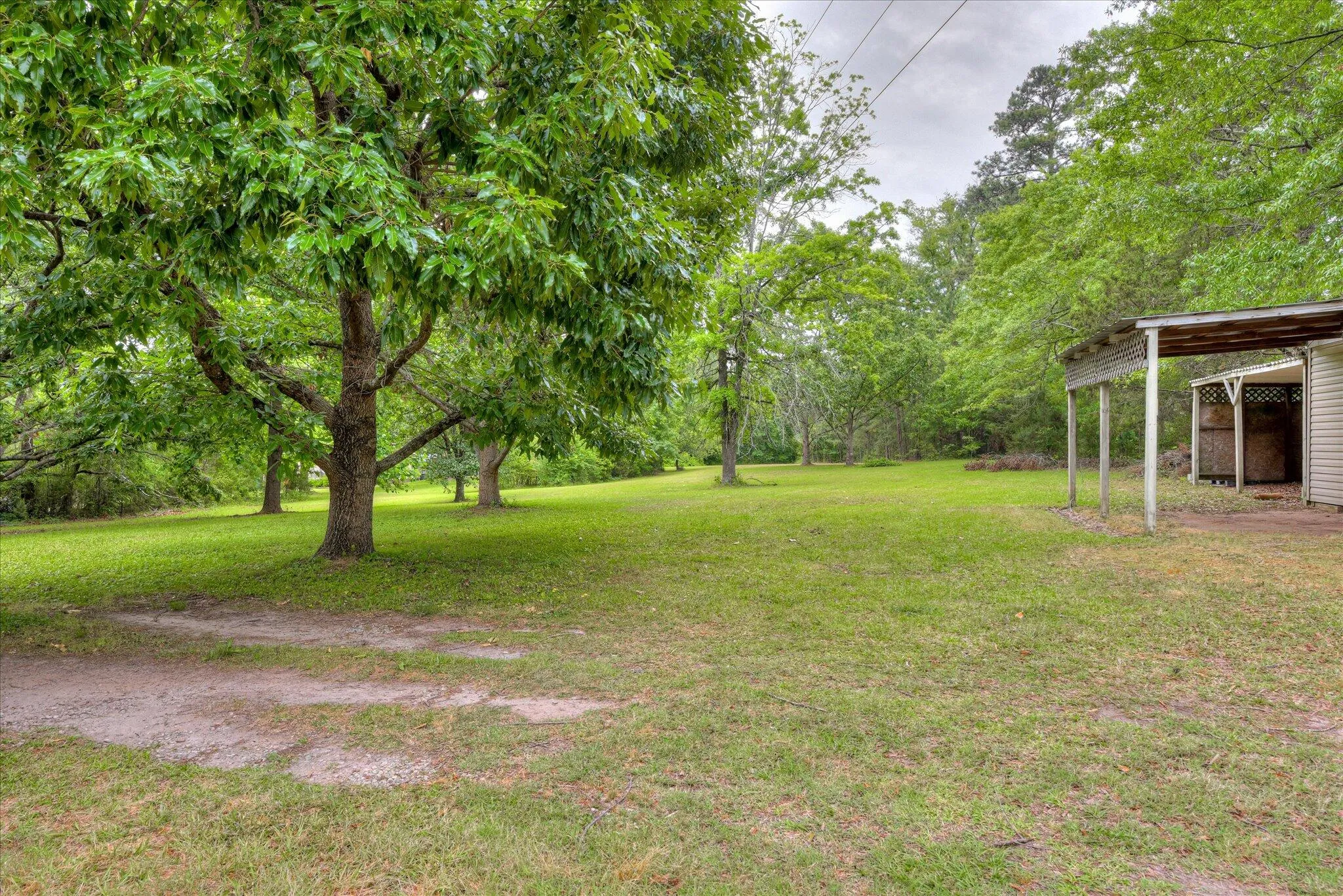 Edgefield, South Carolina 29824, United States, 3 Bedrooms Bedrooms, ,2 BathroomsBathrooms,Residential,Pending,127094