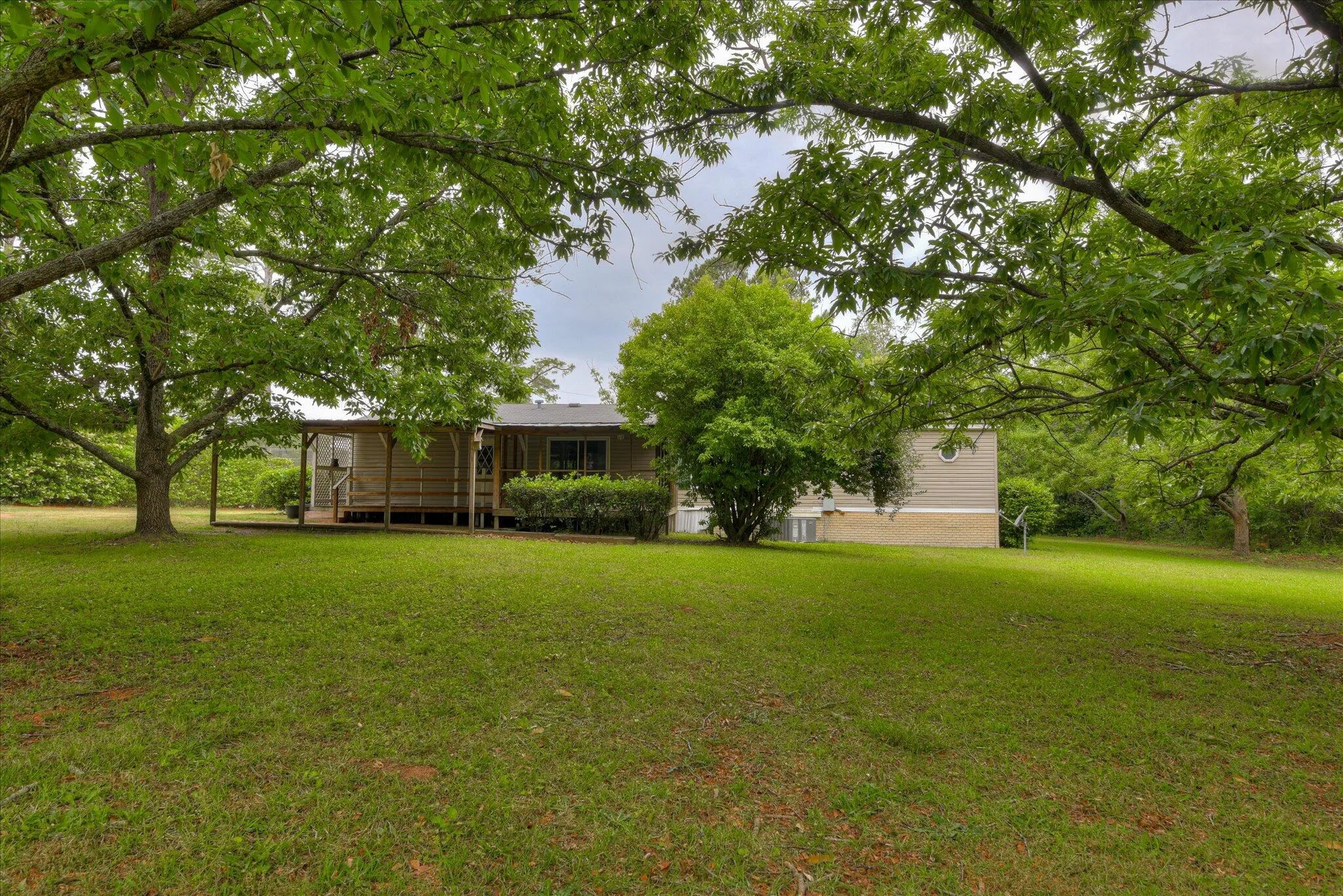 Edgefield, South Carolina 29824, United States, 3 Bedrooms Bedrooms, ,2 BathroomsBathrooms,Residential,Pending,127094