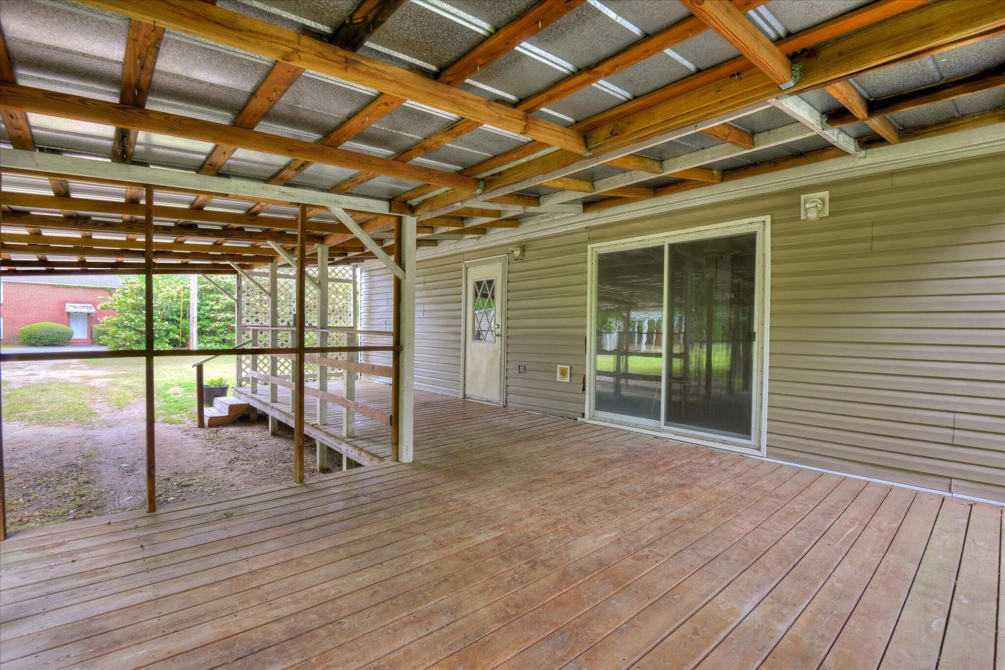 Edgefield, South Carolina 29824, United States, 3 Bedrooms Bedrooms, ,2 BathroomsBathrooms,Residential,Pending,127094