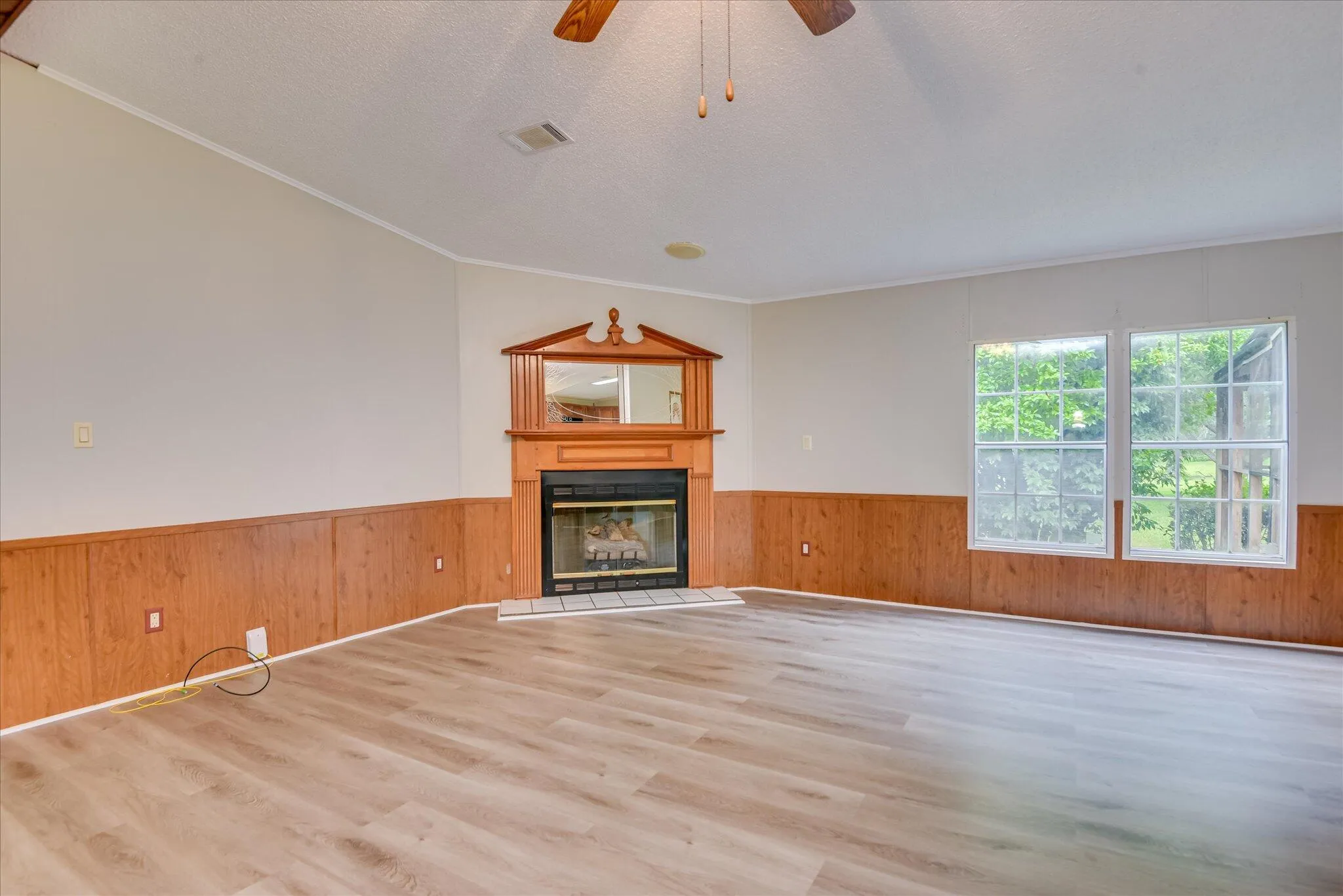 Edgefield, South Carolina 29824, United States, 3 Bedrooms Bedrooms, ,2 BathroomsBathrooms,Residential,Pending,127094