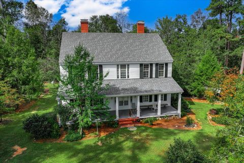 Photo of 621 Meeting Street Road, Edgefield, SC 29824 (MLS # 548175)
