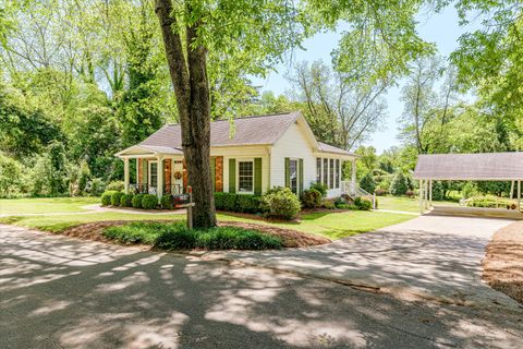 Tiny photo for 104 Sim St St, Washington, GA 30673 (MLS # 542653)