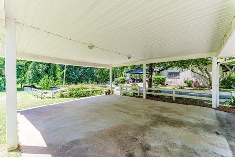 Tiny photo for 104 Sim St St, Washington, GA 30673 (MLS # 542653)