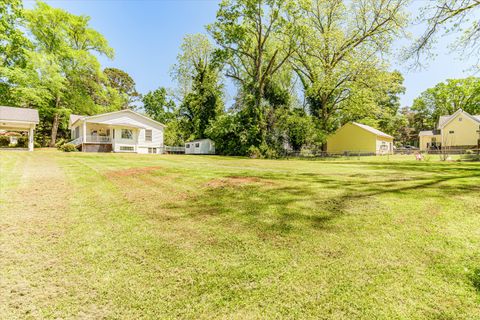 Tiny photo for 104 Sim St St, Washington, GA 30673 (MLS # 542653)