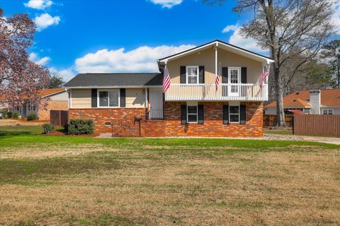 Photo of 210 Oakridge Drive, Martinez, GA 30907 (MLS # 553025)