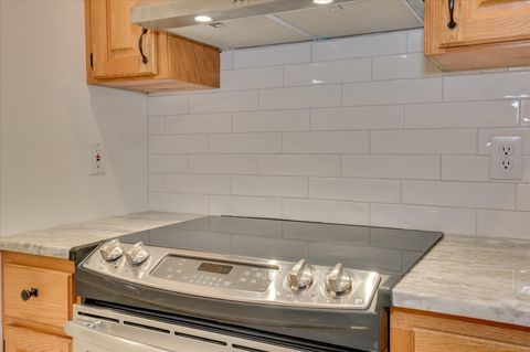 Tiny photo for 301 Misty Cove, McCormick, SC 29835 (MLS # 544375)