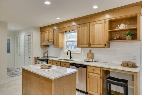 Tiny photo for 301 Misty Cove, McCormick, SC 29835 (MLS # 544375)