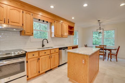Tiny photo for 301 Misty Cove, McCormick, SC 29835 (MLS # 544375)