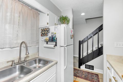 Tiny photo for 5 Teal Court, North Augusta, SC 29841 (MLS # 547620)