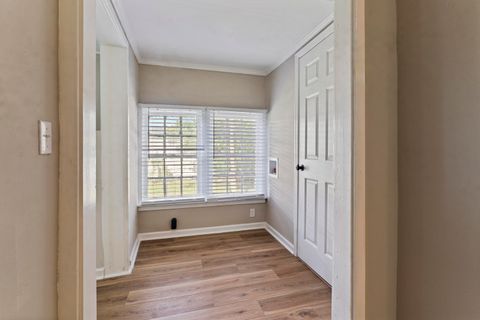 Tiny photo for 1733 Walker St. Street, Augusta, GA 30904 (MLS # 547580)