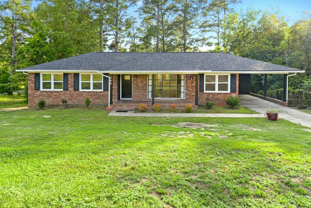 Photo for 206 W Five Notch Road, North Augusta, SC 29841 (MLS # 545022)