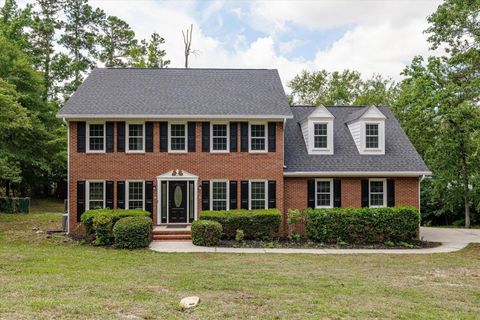 Photo of 614 W Lakeside Dr, Aiken, SC 29803 (MLS # 546275) Photo of 614 W Lakeside Dr, Aiken, SC 29803 (MLS # 546275)