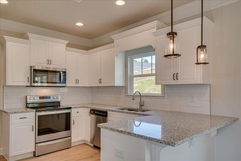 Tiny photo for 4002 Cottingham Way, Augusta, GA 30909 (MLS # 549123)