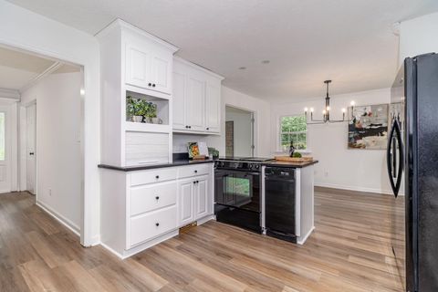 Tiny photo for 563 Lakewood Drive, Thomson, GA 30824 (MLS # 542830)