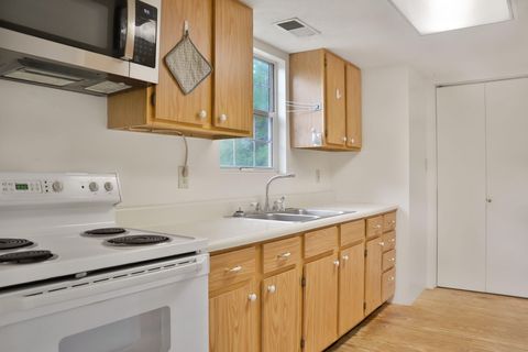 Tiny photo for 1085 Lake Dr. Dr, Lincolnton, GA 30817 (MLS # 547303)