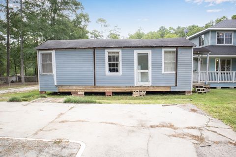 Tiny photo for 1085 Lake Dr. Dr, Lincolnton, GA 30817 (MLS # 547303)