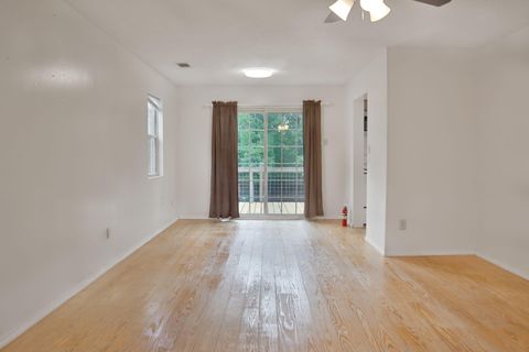 Tiny photo for 1085 Lake Dr. Dr, Lincolnton, GA 30817 (MLS # 547303)