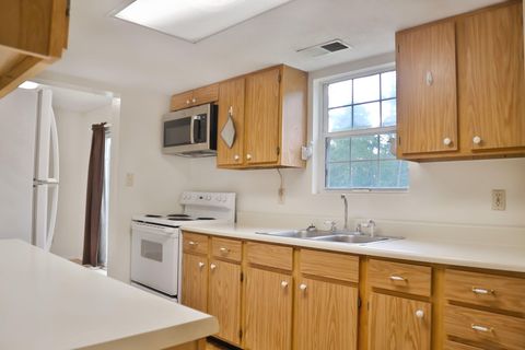 Tiny photo for 1085 Lake Dr. Dr, Lincolnton, GA 30817 (MLS # 547303)