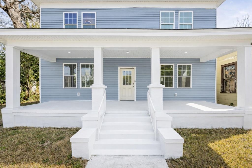 Photo of 1136 Beman Street, Augusta, GA 30904 (MLS # 553351)