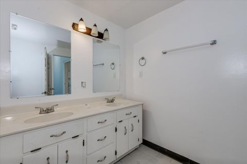 Tiny photo for 216 Circle Street, Edgefield, SC 29824 (MLS # 546684)