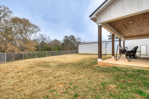 Tiny photo for 900 County Line Road, Harlem, GA 30814 (MLS # 550286)