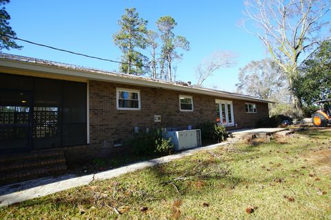 A home in Swainsboro