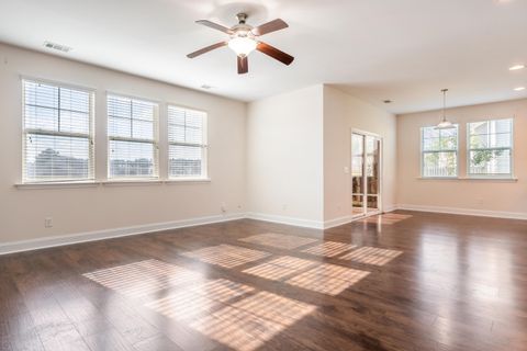 Tiny photo for 105 Grimsby Road, Savannah, GA 34107 (MLS # 546935)