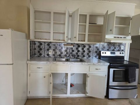 Tiny photo for 717 Tucker Avenue, Waynesboro, GA 30830 (MLS # 551649)