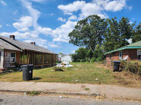 Tiny photo for 1305 10th Street, Augusta, GA 30901 (MLS # 547599)