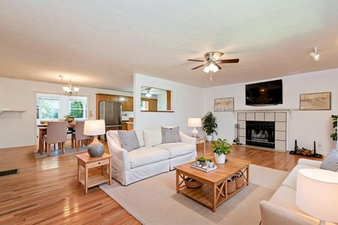 Tiny photo for 303 Jennys Cove Road, Cleveland, GA 30528 (MLS # 550973)