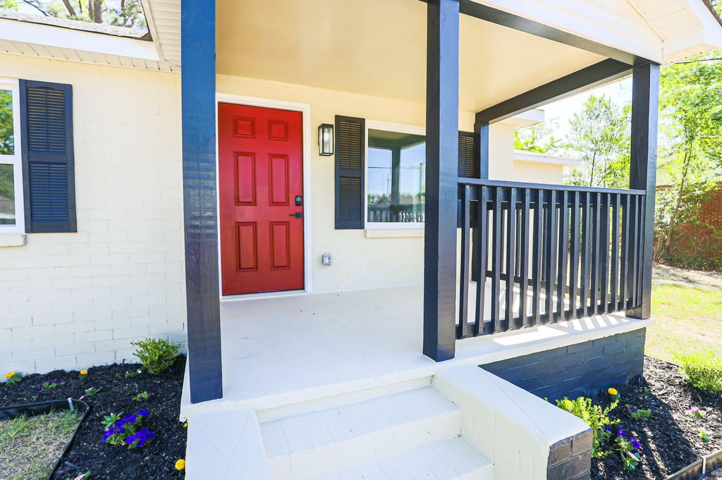 Photo of 2154 Bayvale Road, Augusta, GA 30909 (MLS # 554760)