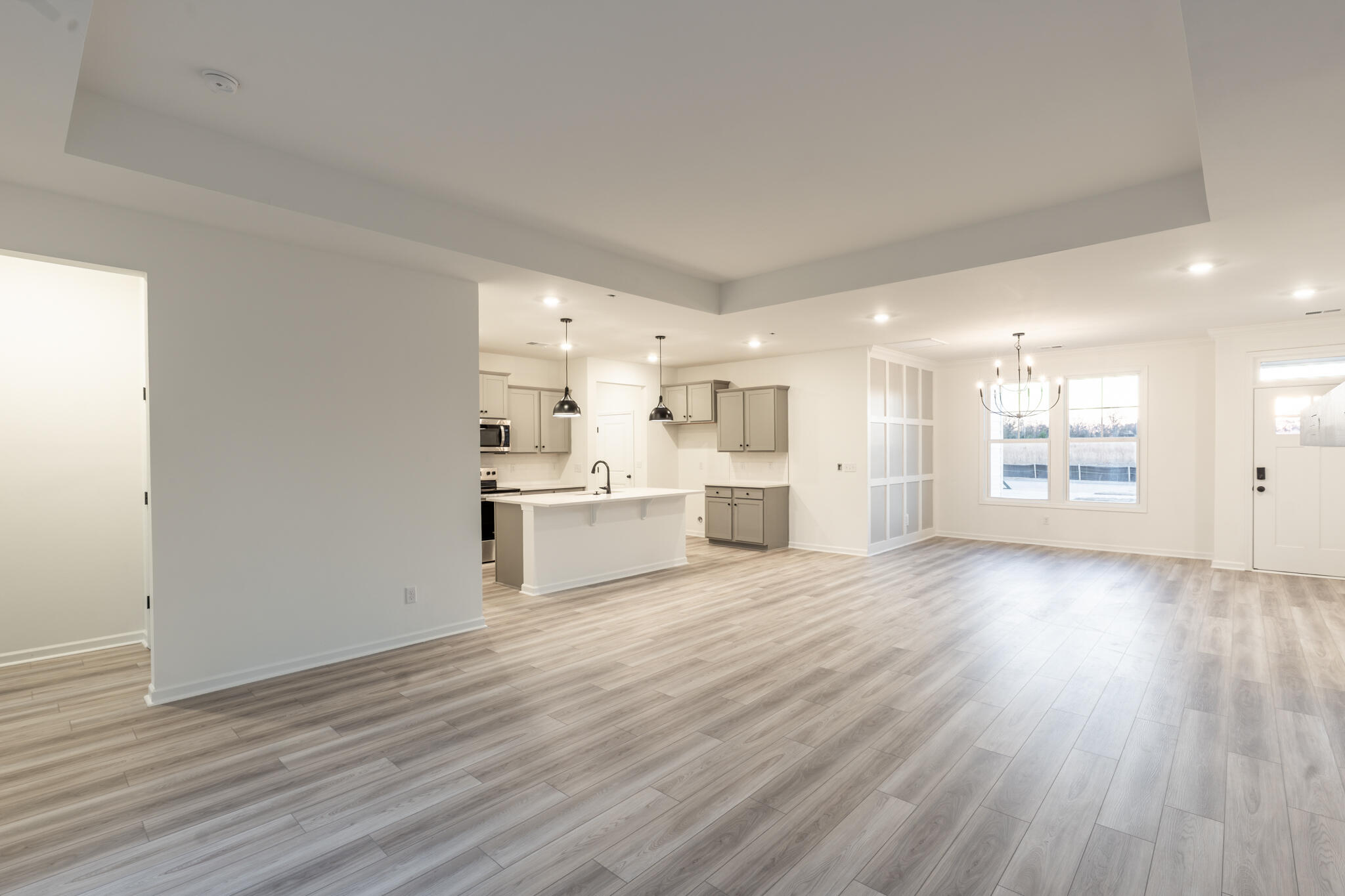 2133 April Dawn Trail