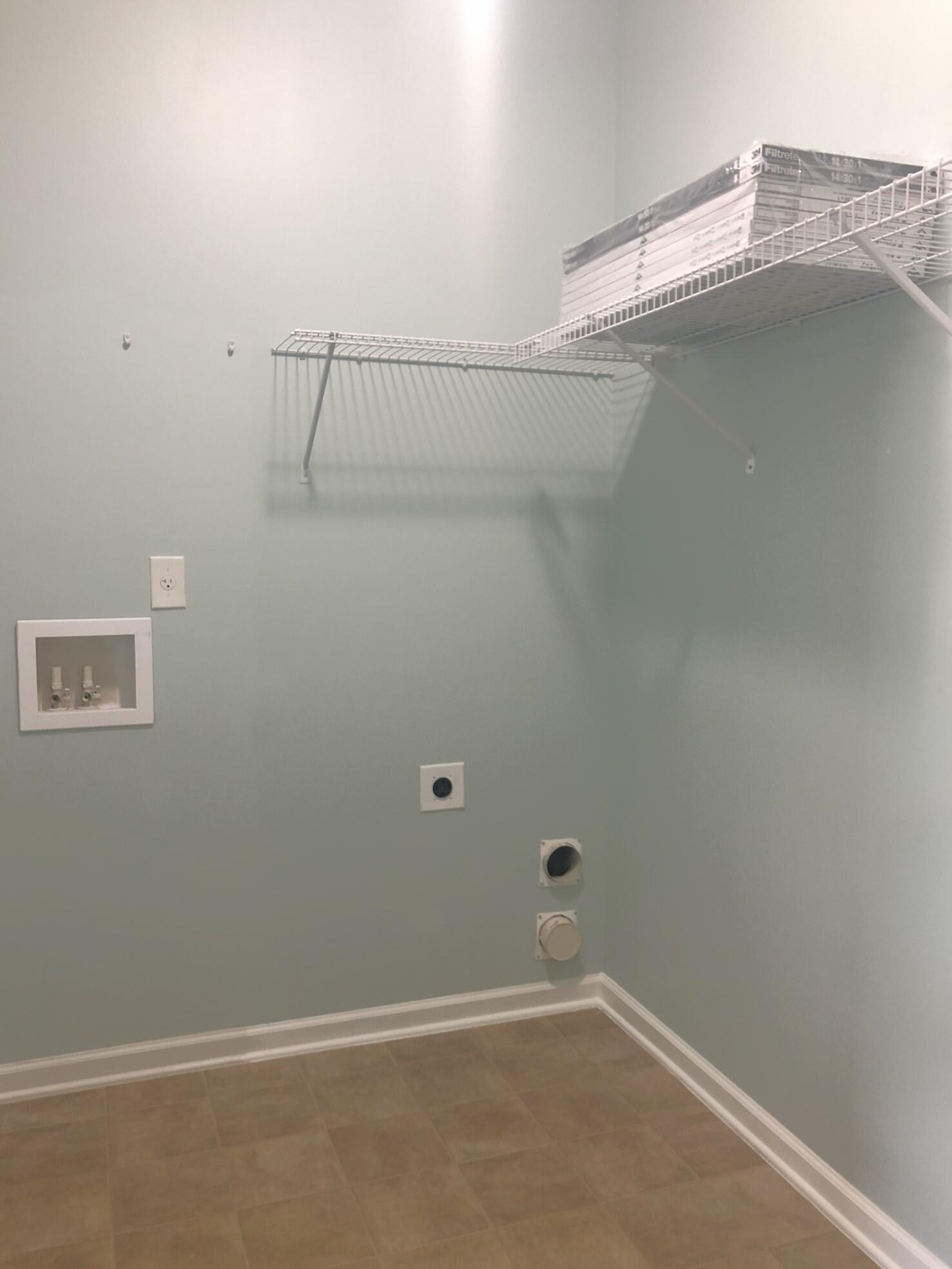 Aiken, South Carolina 29803, United States, 4 Bedrooms Bedrooms, ,3 BathroomsBathrooms,Residential,Active,50131