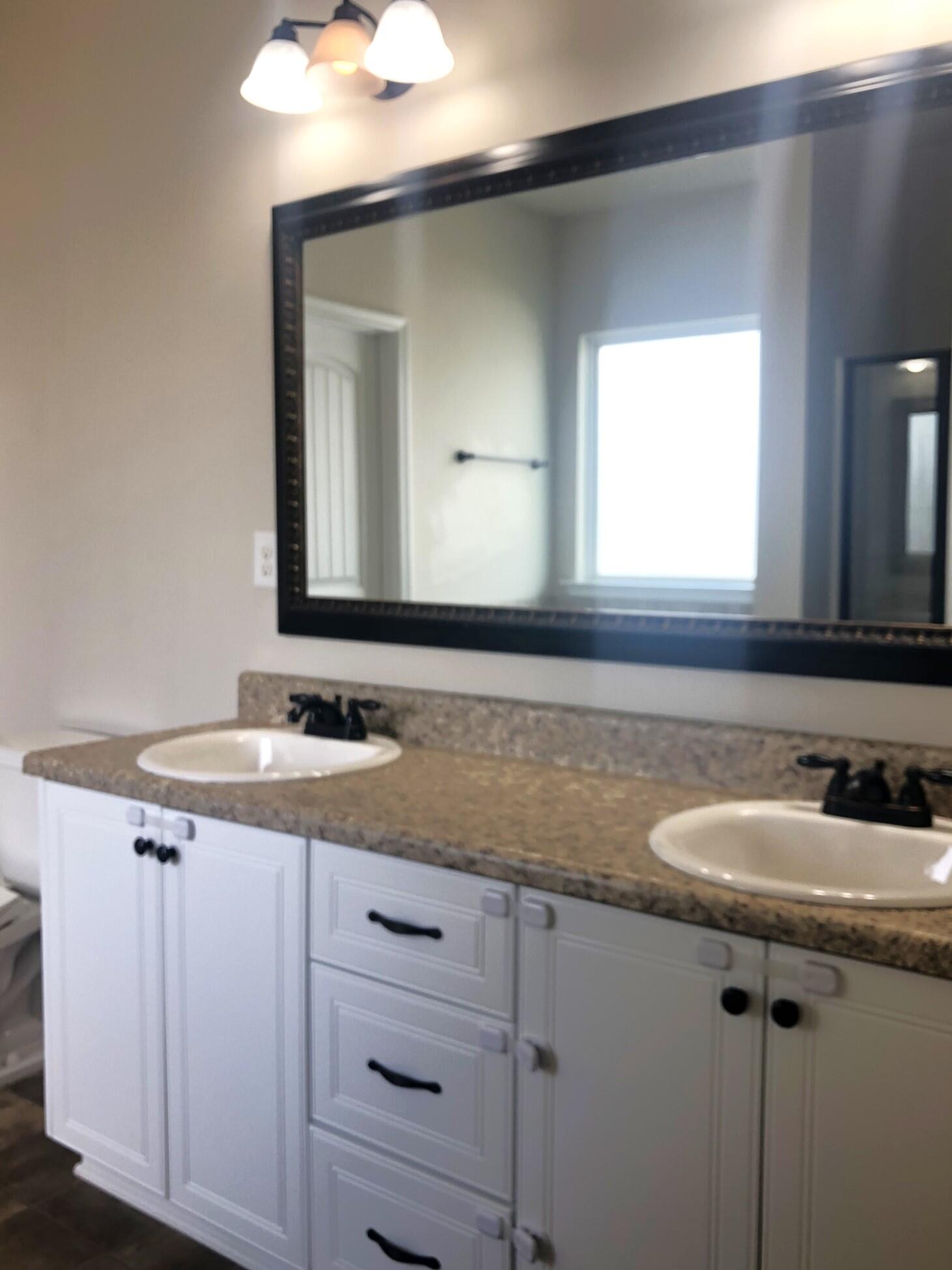 Aiken, South Carolina 29803, United States, 4 Bedrooms Bedrooms, ,3 BathroomsBathrooms,Residential,Active,50131