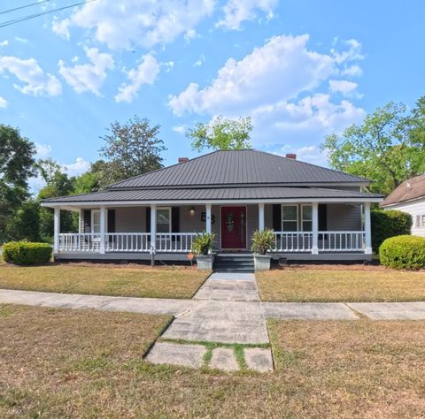 Photo of 58 Cheatham Street, Wadley, GA 30477 (MLS # 555360)