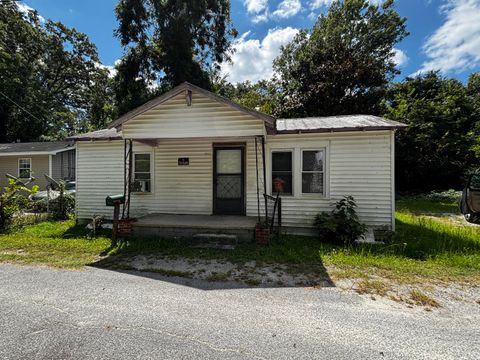 Photo of 211 Deans Alley, Thomson, GA 30824 (MLS # 546915) Photo of 211 Deans Alley, Thomson, GA 30824 (MLS # 546915)
