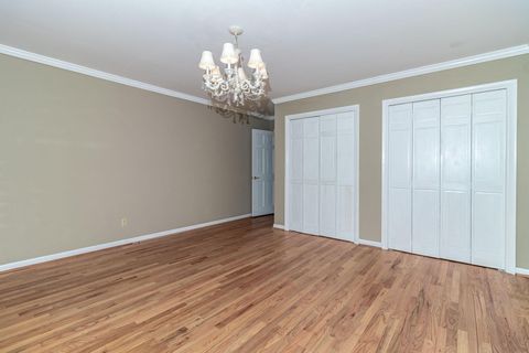 Tiny photo for 3134 Walton Way, Augusta, GA 30909 (MLS # 542442)