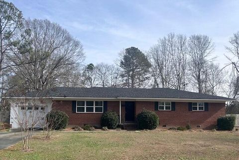 Photo of 410 Johns Road, Thomson, GA 30824 (MLS # 542698)