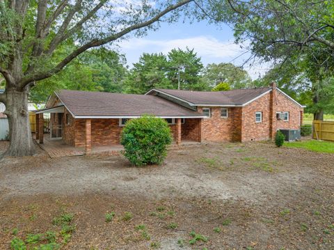 Tiny photo for 1135 N Masonic Street, Millen, GA 30442 (MLS # 547758)