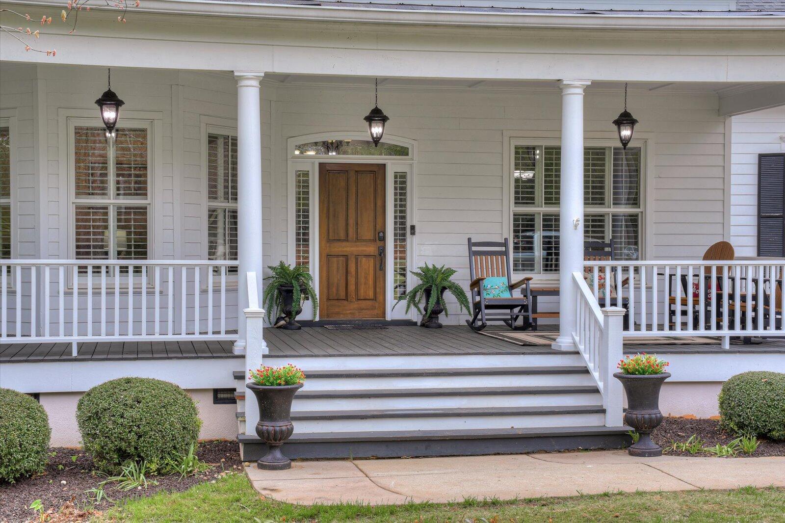 1020 Peninsula Crossing