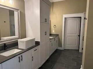 Aiken, South Carolina 29803, United States, 4 Bedrooms Bedrooms, ,3 BathroomsBathrooms,Residential,Pending,9669