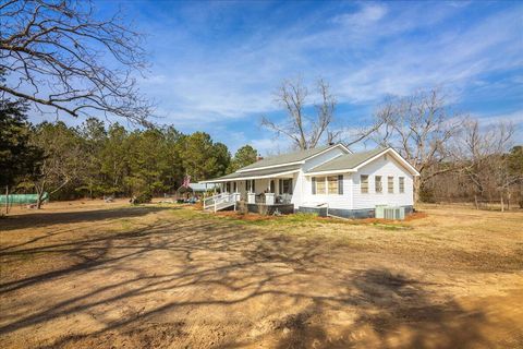 A home in Dearing