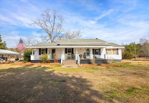 A home in Dearing