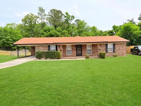 Photo of 2623 Cranbrook Drive, Hephzibah, GA 30815 (MLS # 554835)