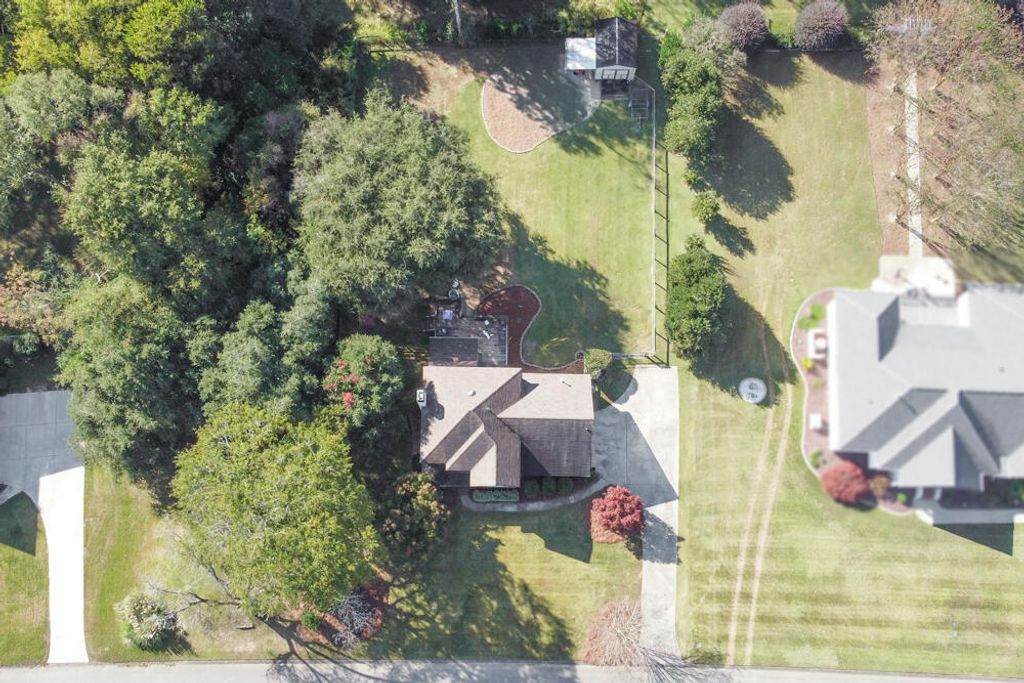 Photo of 806 Starbuck Drive, Aiken, SC 29803 (MLS # 549131)