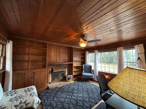 Tiny photo for 913 Spring Street, Washington, GA 30673 (MLS # 552738)