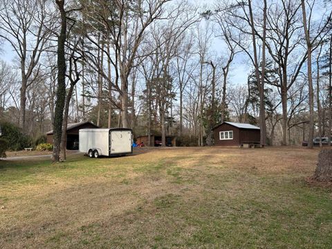 Tiny photo for 913 Spring Street, Washington, GA 30673 (MLS # 552738)