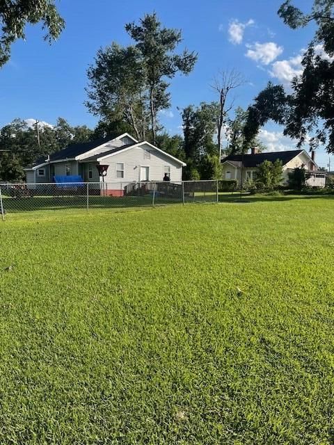 Tiny photo for 117 E 13th Street St, Waynesboro, GA 30830 (MLS # 546408)