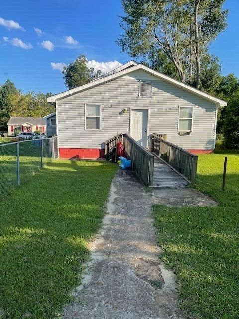 Tiny photo for 117 E 13th Street St, Waynesboro, GA 30830 (MLS # 546408)